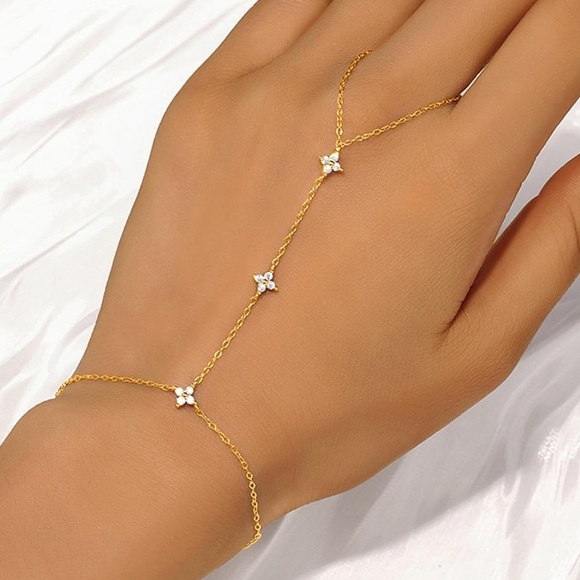 925 Sterling Silver Gold Plated Dainty Gold Hand Chain Bracelet - Picture 1 of 5
